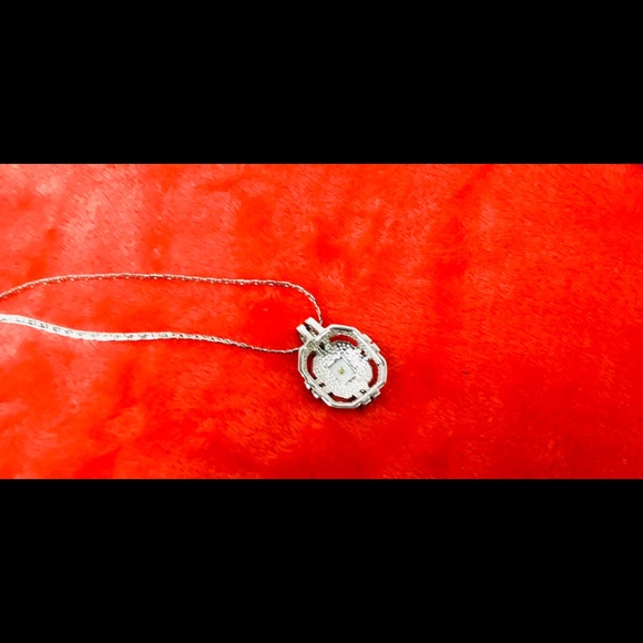 Mother of Pearl and Crystal Necklace and Earrings NEW - Picture 6 of 6